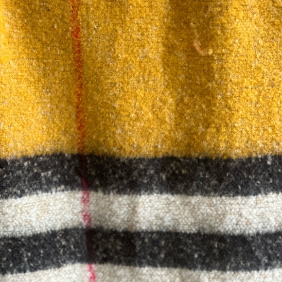 Soft Gorgeous Cashmere Wrap - Picture 10 of 11